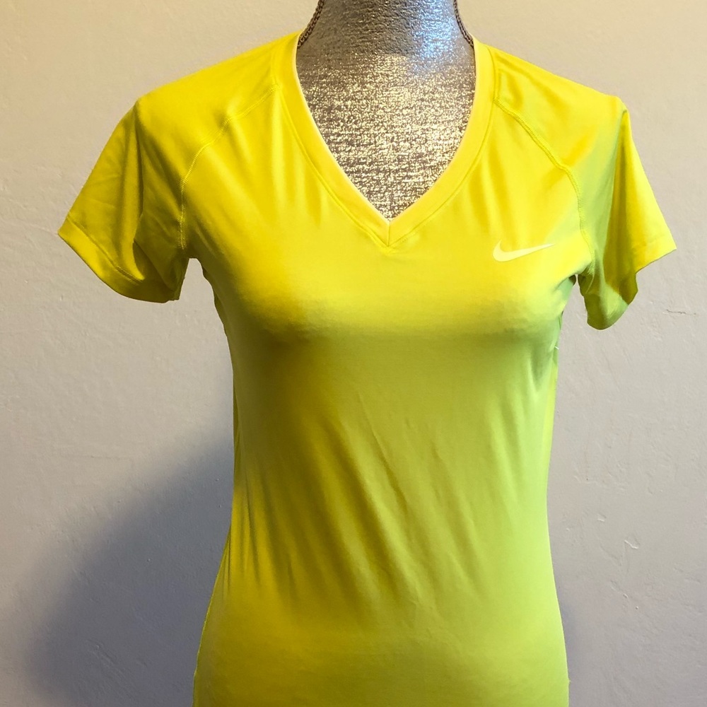 NIKE Dri Fit V-Neck Short Sleeve Fitted Top